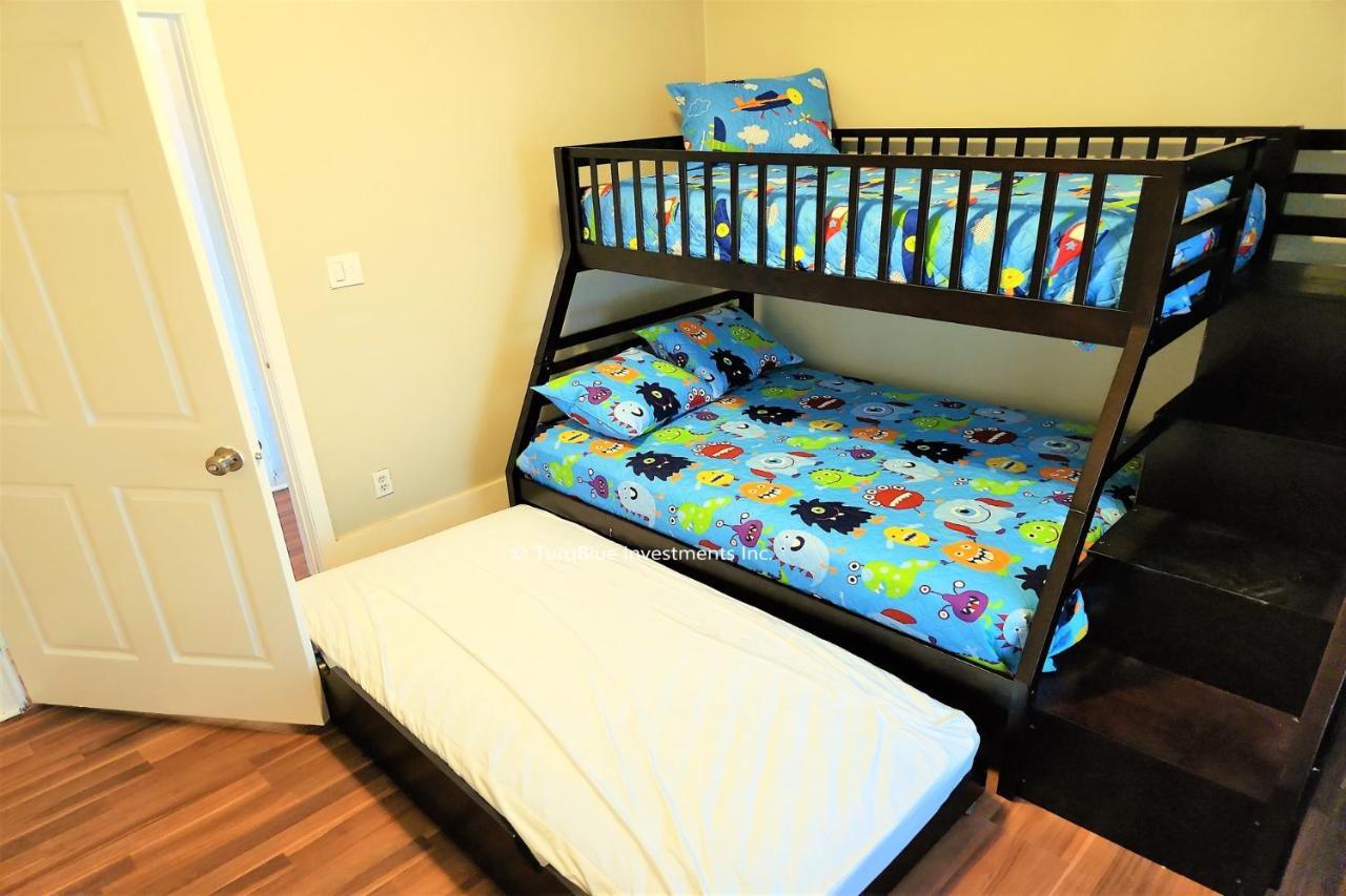 Casaazul: Beachfront Couples Retreat Near Pleasure Pier Galveston Exterior photo